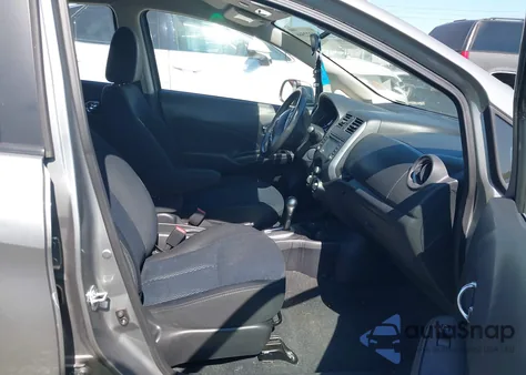 2014 Nissan Versa Note Sv z USA, uszkodzony, nr VIN 3N1CE2CP3EL438012